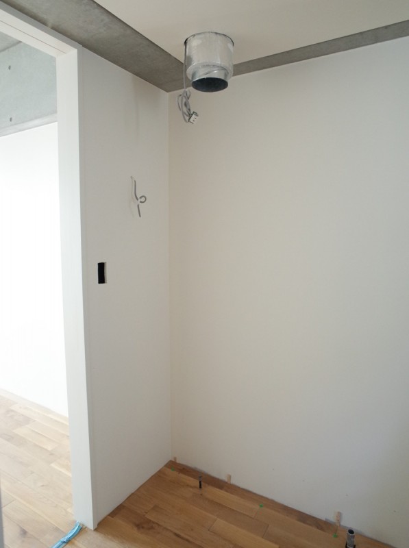 R0048030