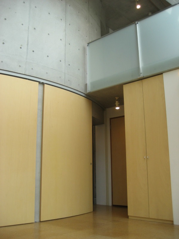 2010.04 019