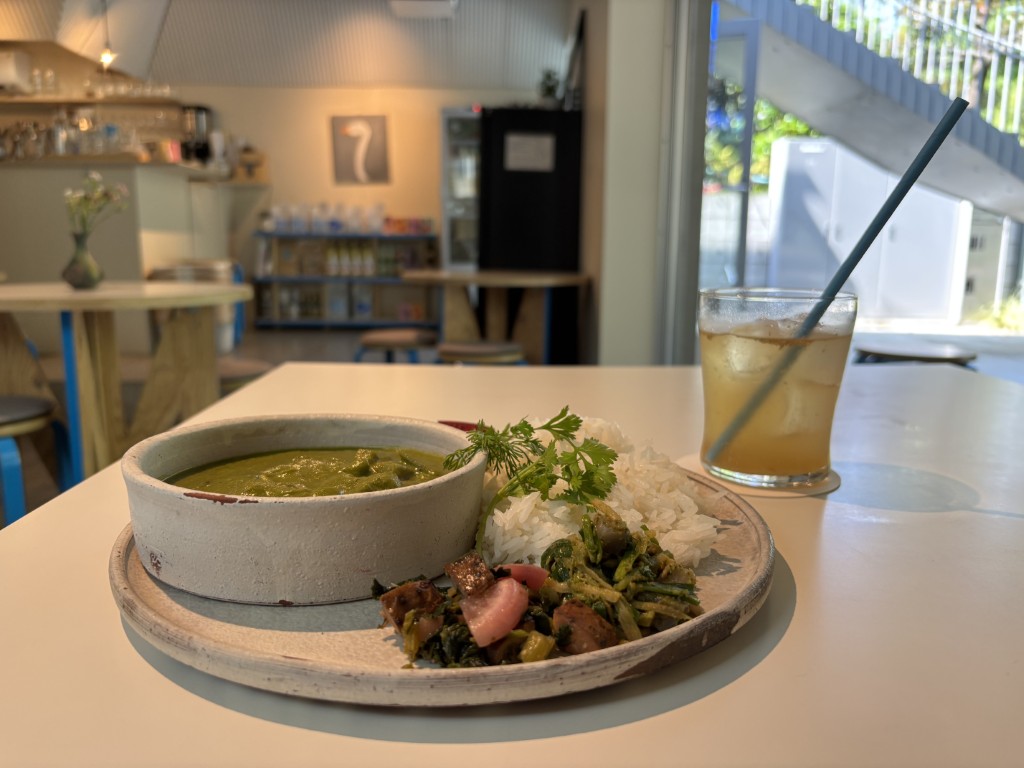 KMKでベジカレーを。