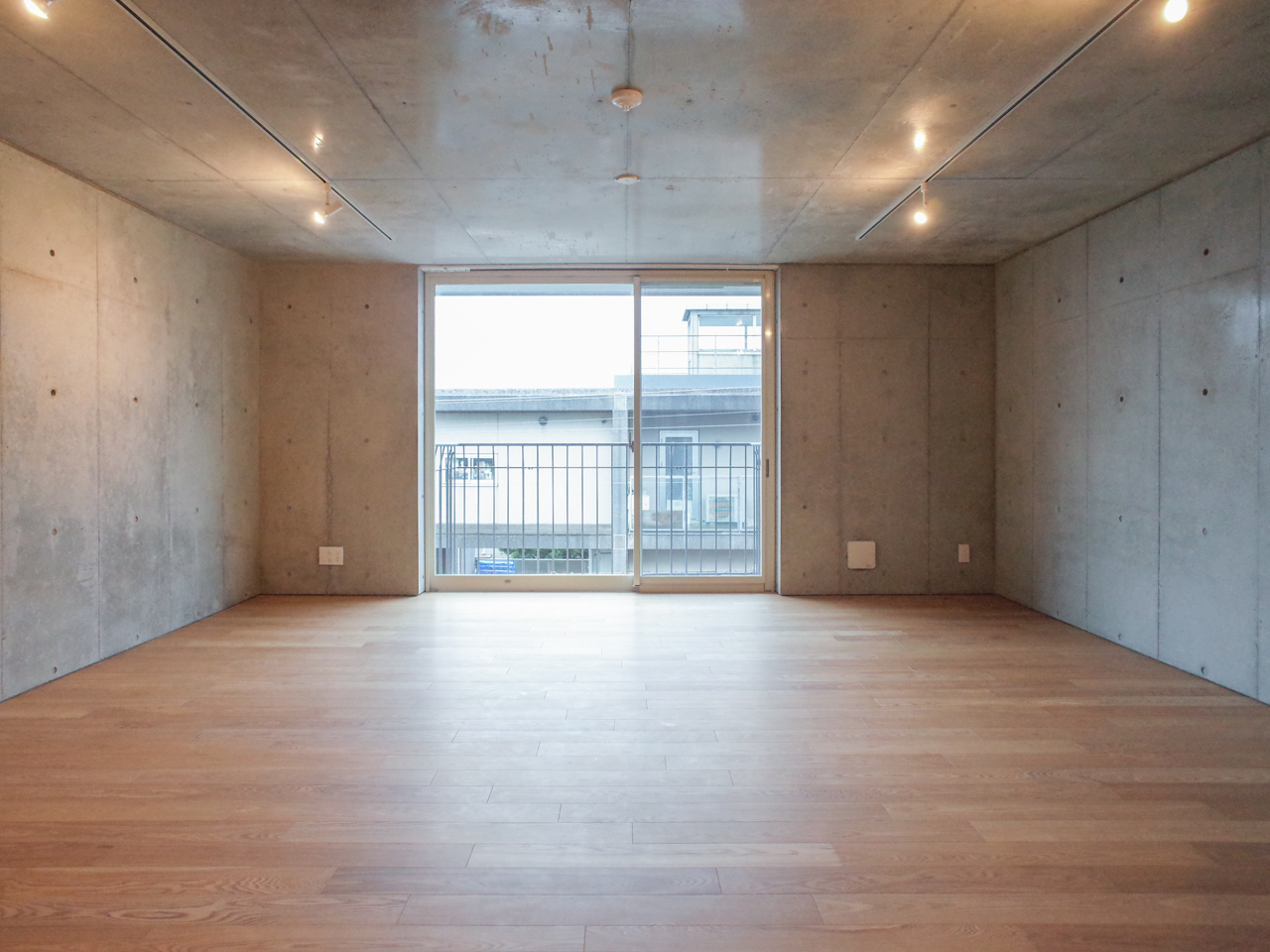 新着情報 ～KOMORE bldg.他～