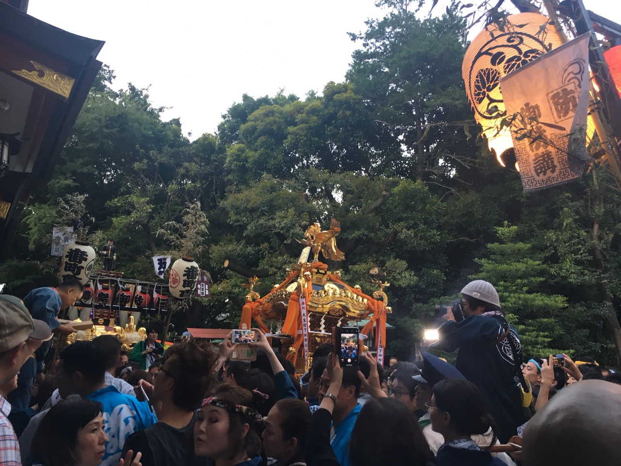 休日は日本三大祭へ。
