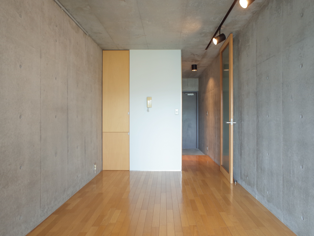 Y's House 303の写真1