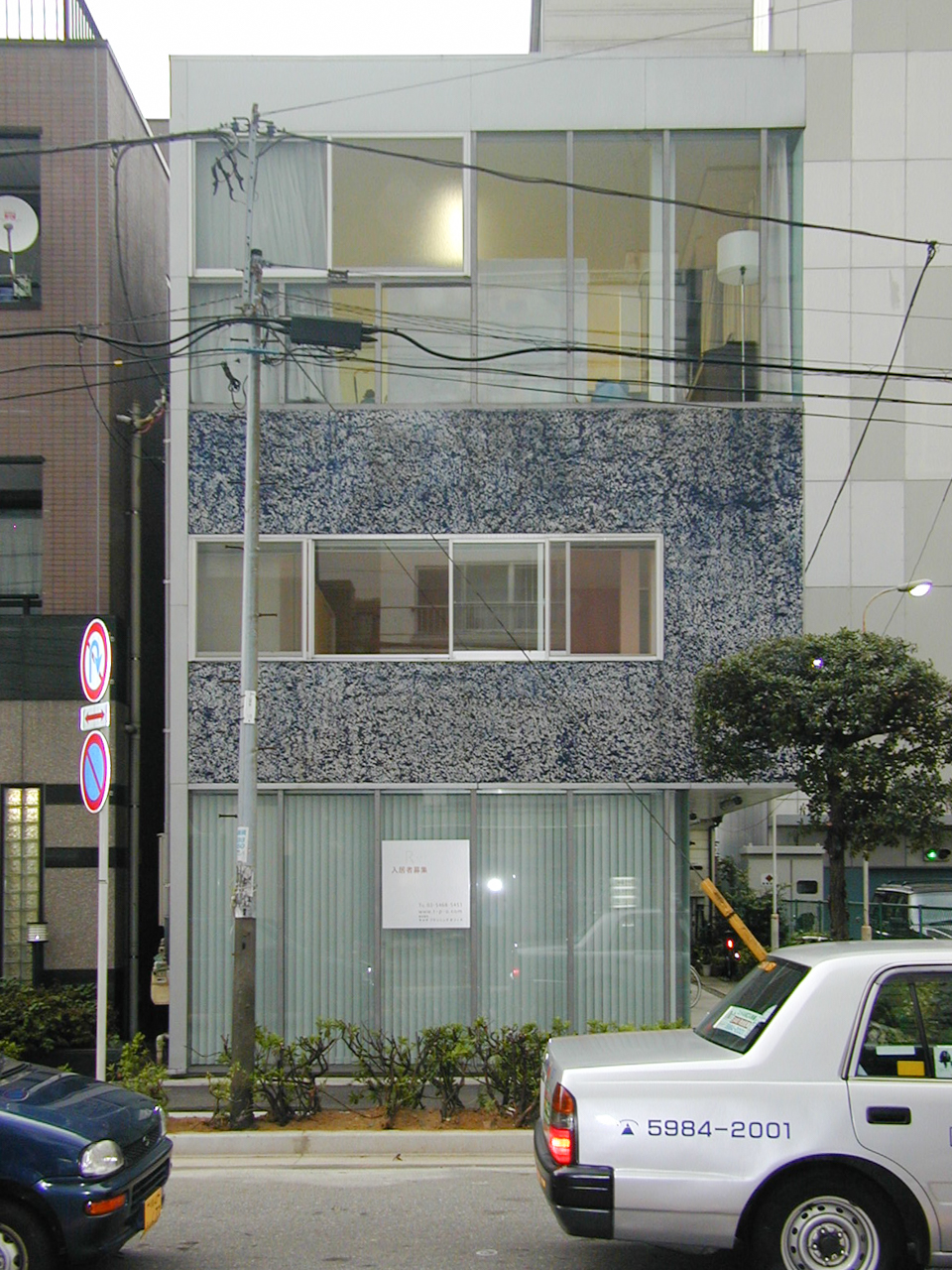 市谷甲良町の写真1