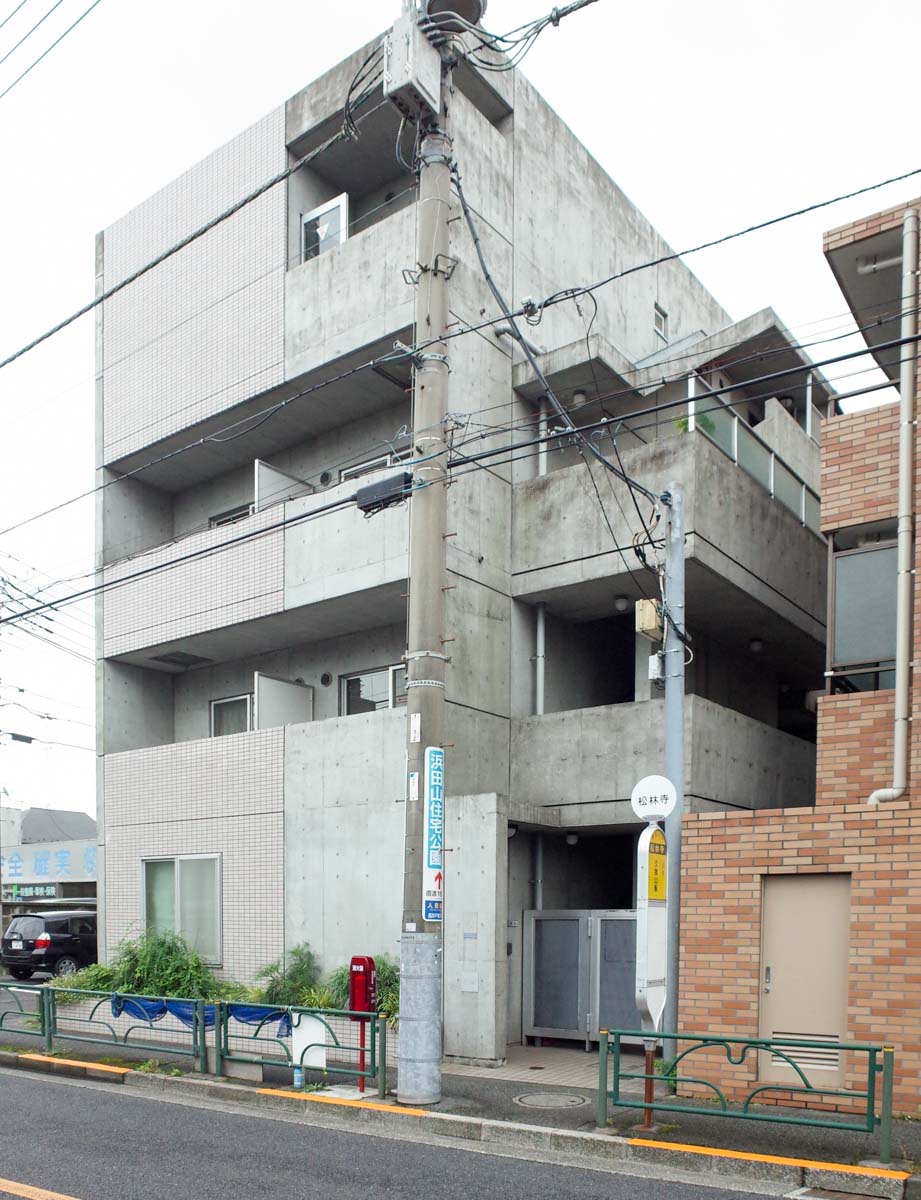 高井戸K＆Kの写真1