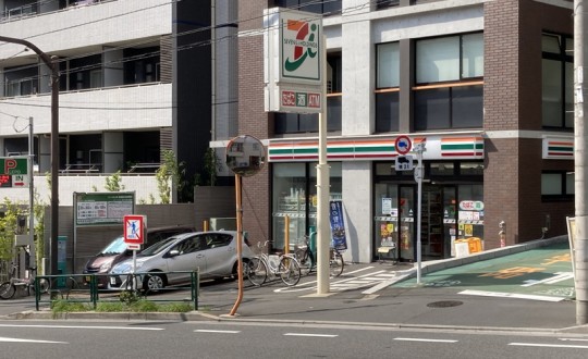 市谷甲良町の周辺環境
