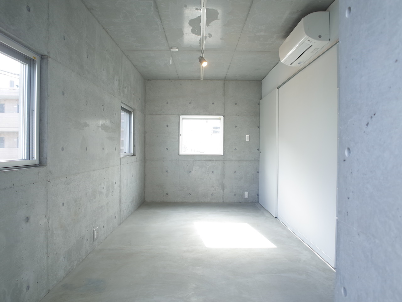 orange houseの写真4